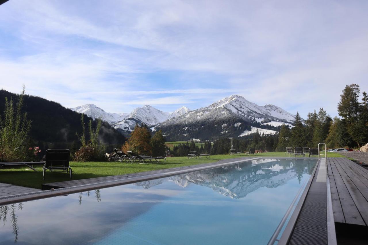 Ruhehotel & Naturresort Rehbach - Adults Only Schattwald Dış mekan fotoğraf