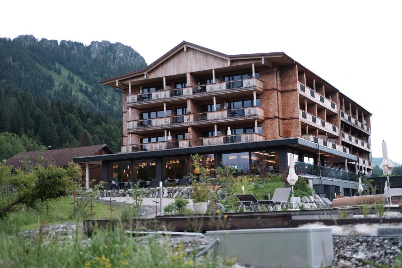 Ruhehotel & Naturresort Rehbach - Adults Only Schattwald Dış mekan fotoğraf