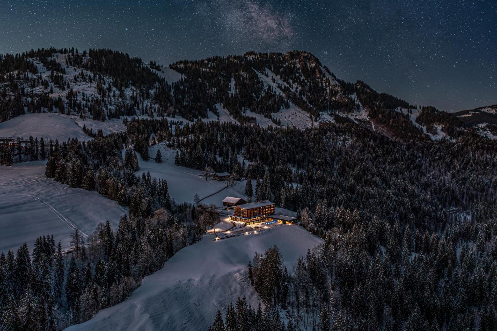 Ruhehotel & Naturresort Rehbach - Adults Only Schattwald Dış mekan fotoğraf
