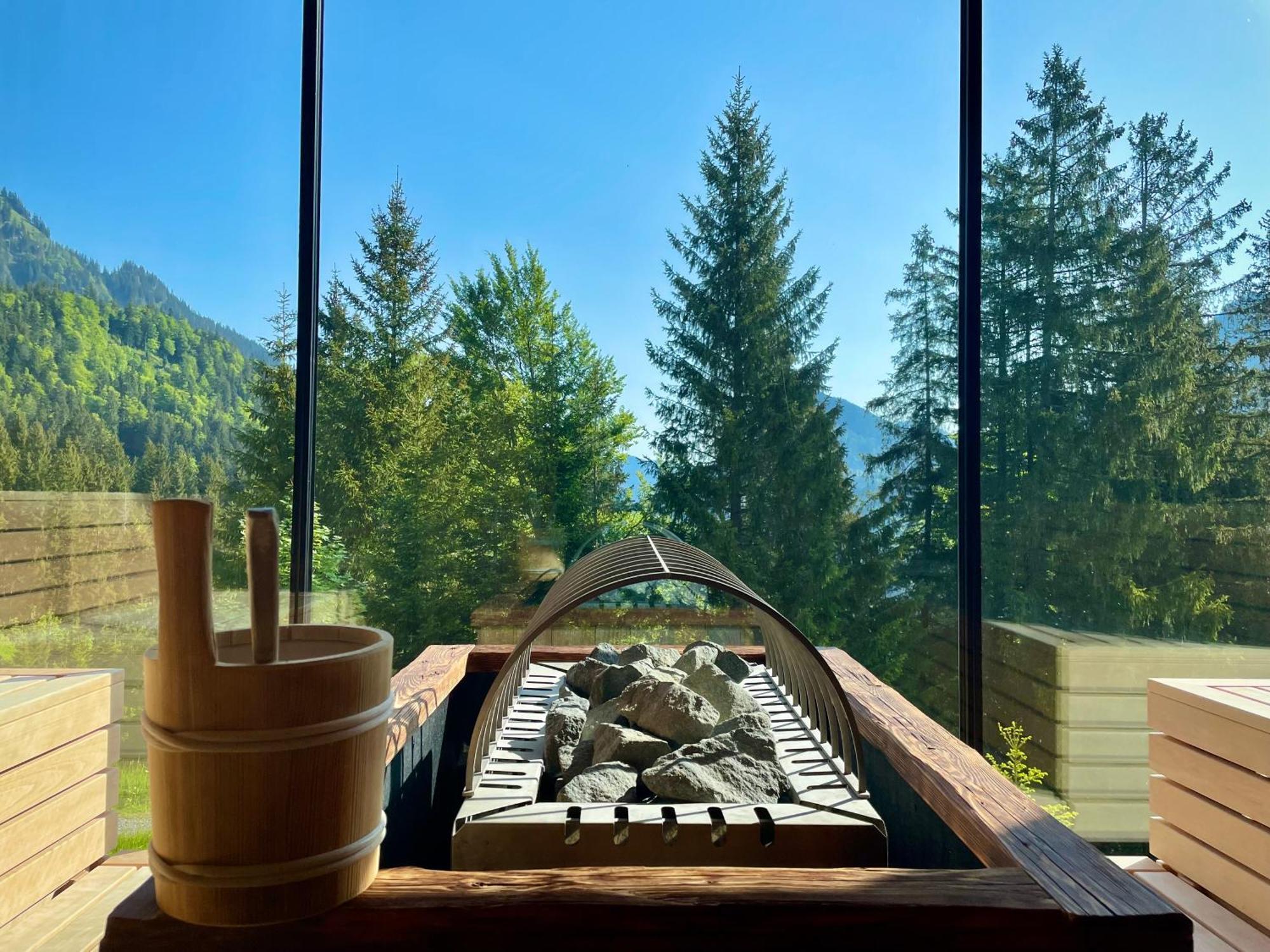 Ruhehotel & Naturresort Rehbach - Adults Only Schattwald Dış mekan fotoğraf